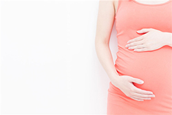 双鸭山怀孕8周怎么做胎儿亲子鉴定，在双鸭山哪些人适合做无创胎儿亲子鉴定